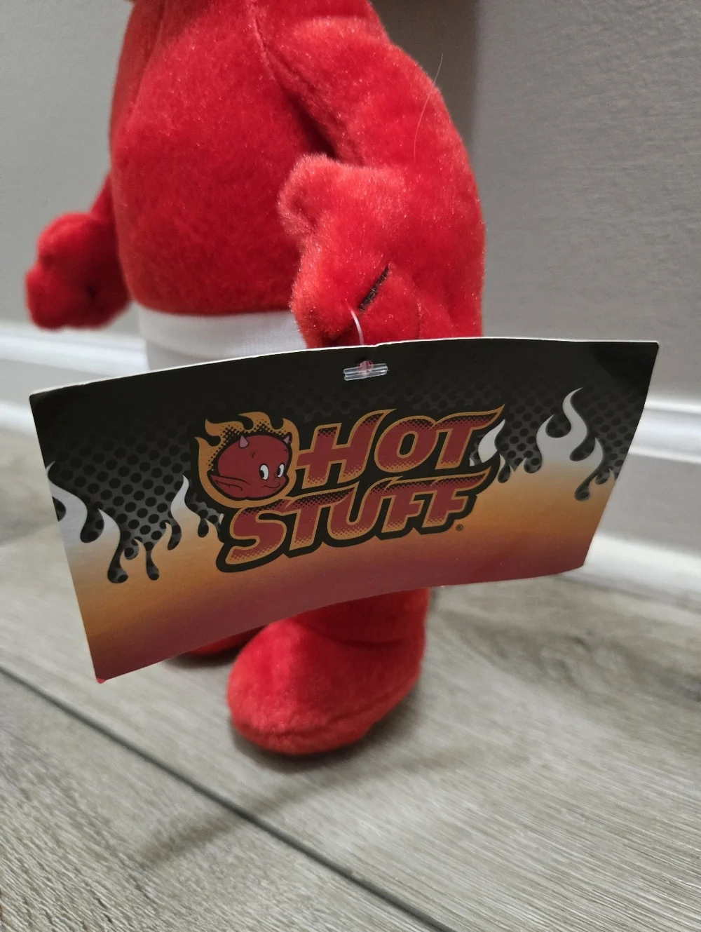 NEW Large Hot Stuff Red Devil Plush Toy 15 inches. NWT - Picture 4 of 9